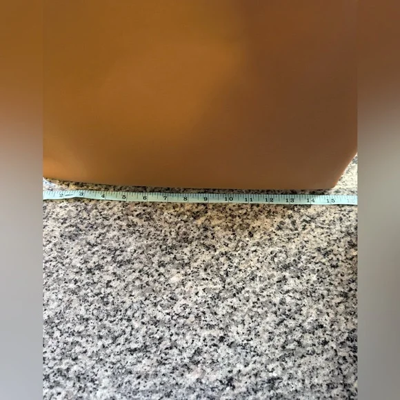 NWOT MNG/Mango Tan Shoulder Bag - Picture 8 of 8